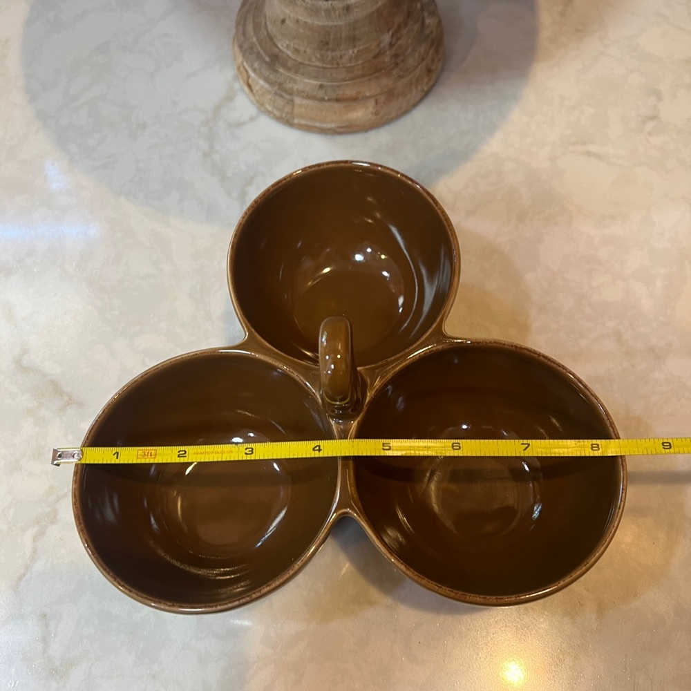 RETRO COOL TASTE OF HOME THREE COMPARTMENT SERVING DISH-WARM BROWN - Picture 3 of 3